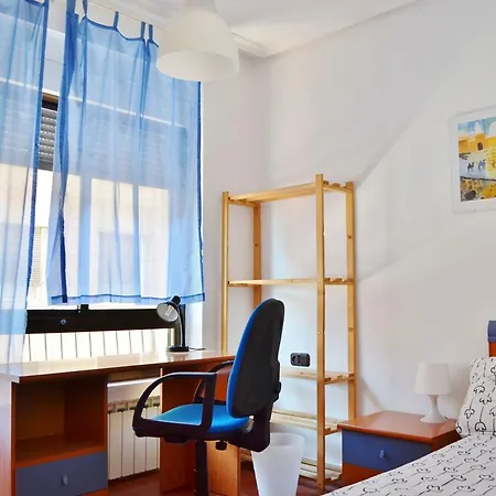 Guest house Roomin