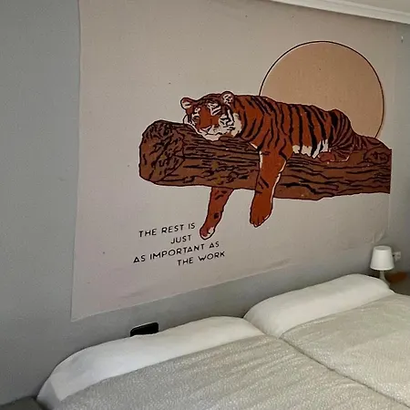 Roomin Casa de hóspedes 2*