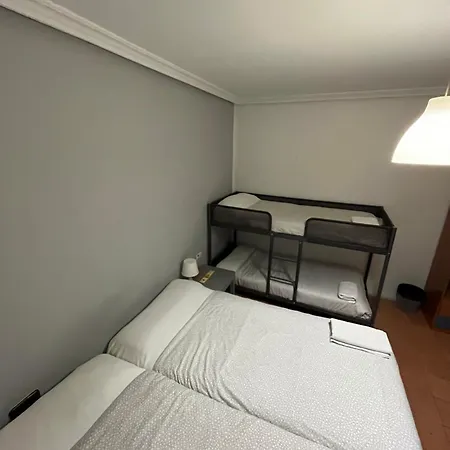 Roomin 2* Саламанка