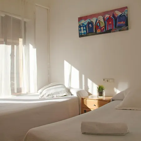 Guest house Roomin 2*