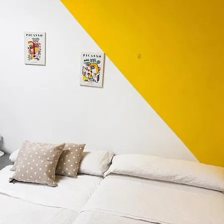 Roomin Guest house Salamanca