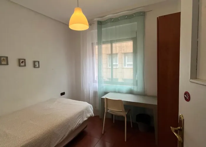 Roomin Guest house 2*