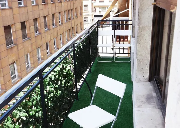 Roomin Guest house 2*